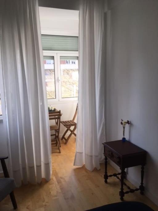 Charming Suite Private Wc & Balcony Lisbon Luaran gambar